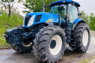 NEW HOLLAND T 7040