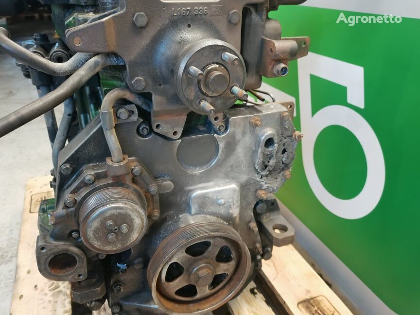 silnika John Deere 4045HL282 cylinder head for wheel tractor